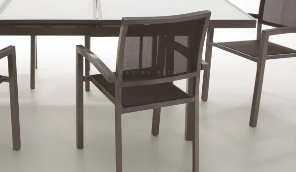Conjunto de sillas y mesas de exterior de textilene