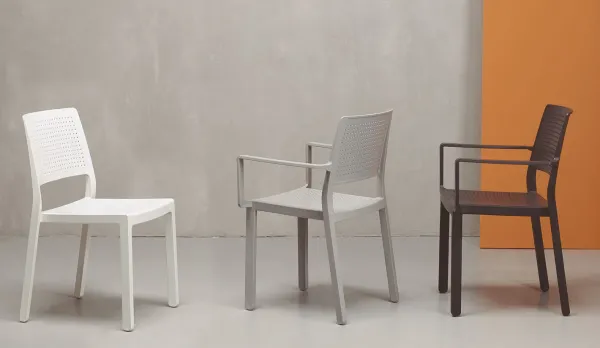 Silla exterior polipropileno  con o sin brazos