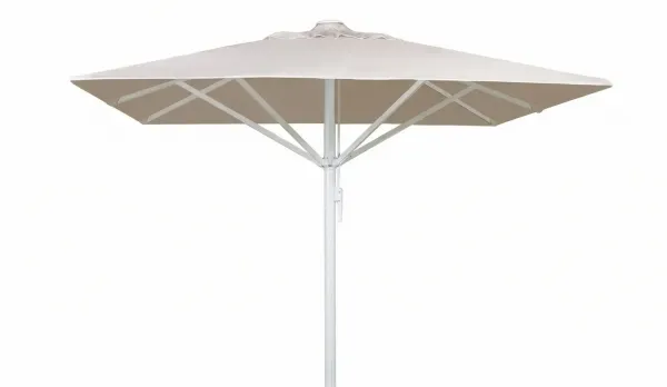 Parasol de varios tamaños para hosteleria