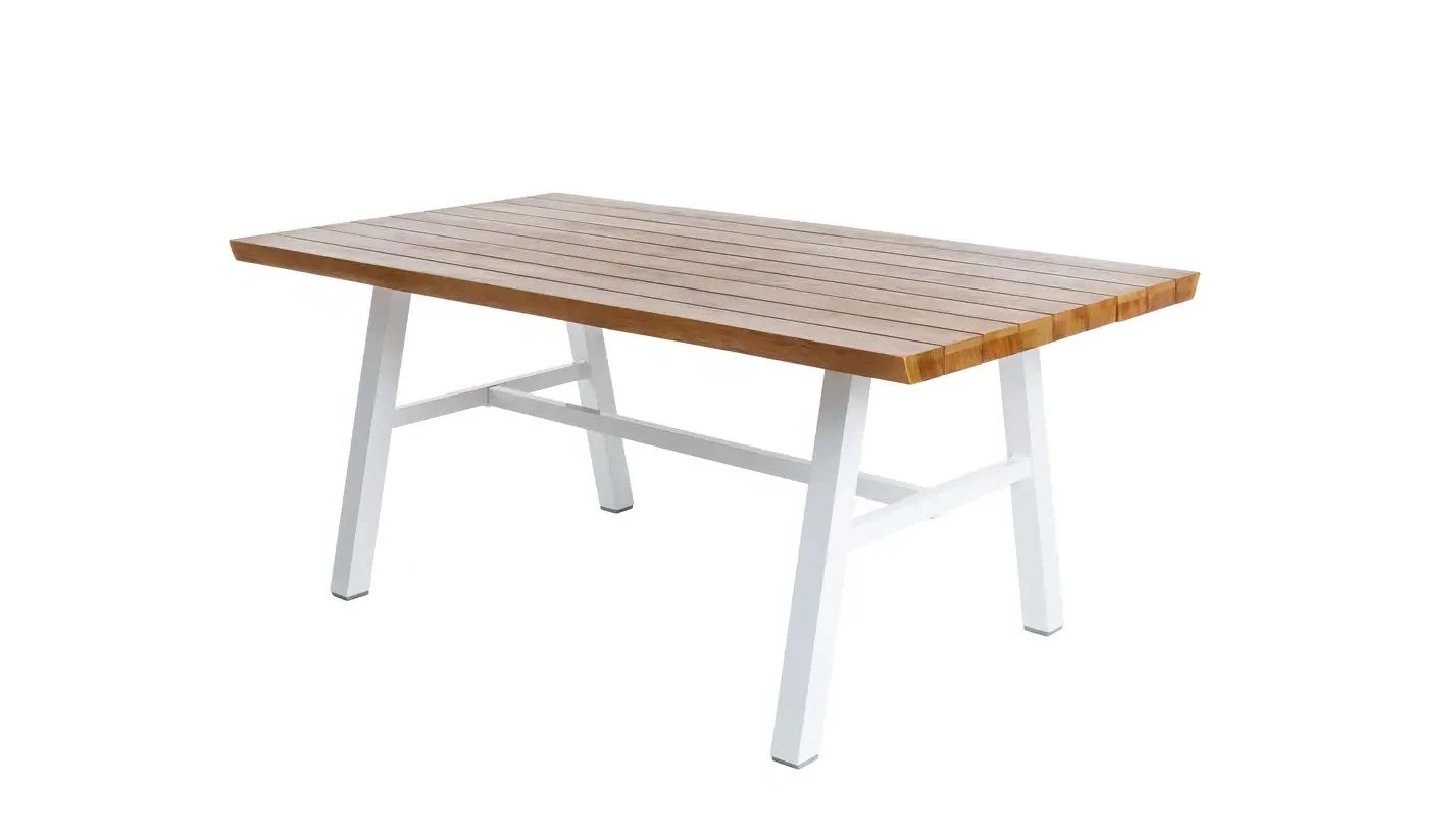 Mesa con sobre de madera 180 x 100 cm.