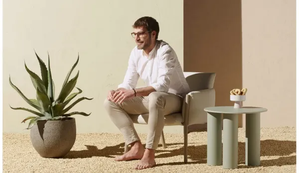Colección de acero con tapizado para exterior