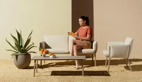 Colección de acero con tapizado para exterior