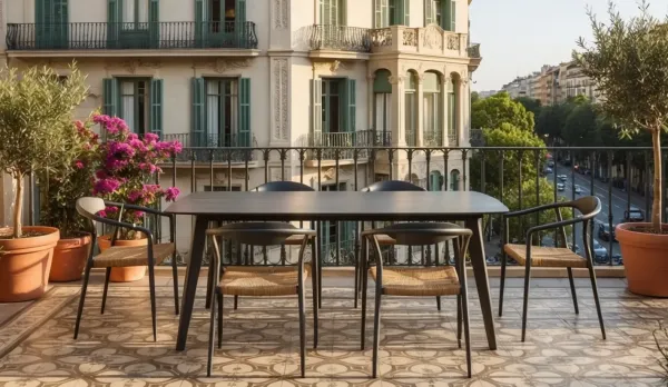 Mesas de exterior con sobre porcelánico