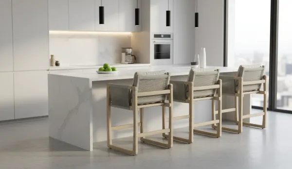 Mesa alta de madera de acacia con taburetes