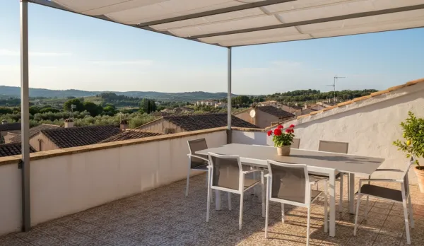 Muebles de jardín, sillas y mesas en aluminio blanco