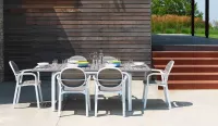 Mesa de 140 extensible a 210 con estructura de aluminio y tablero DURELTOP