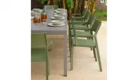 Mesa con sobre de polipropileno de 100 x 210 extensible a 280cm