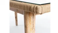 Mesa de madera con cuerda