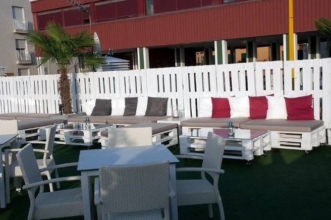 muebles terraza en aranda del rey