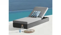 Tumbona de aluminio con ruedas